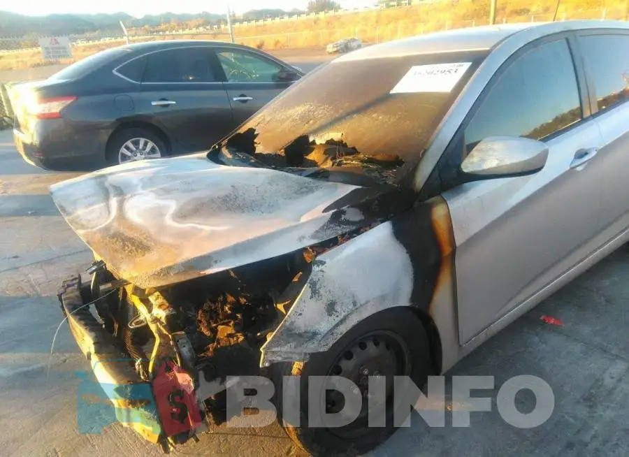KMHCT5AE5FU225023 Photo# 6