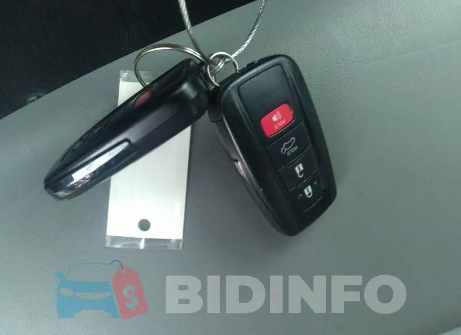 2T3C1RFV1MC132821 Photo# 11