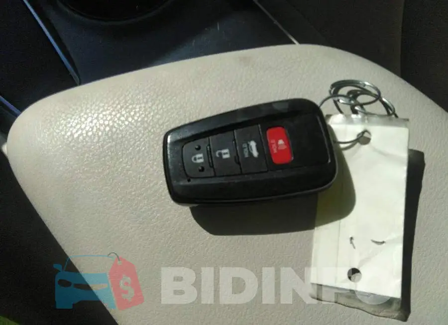 JTNB11HK4J3033662 Photo# 11