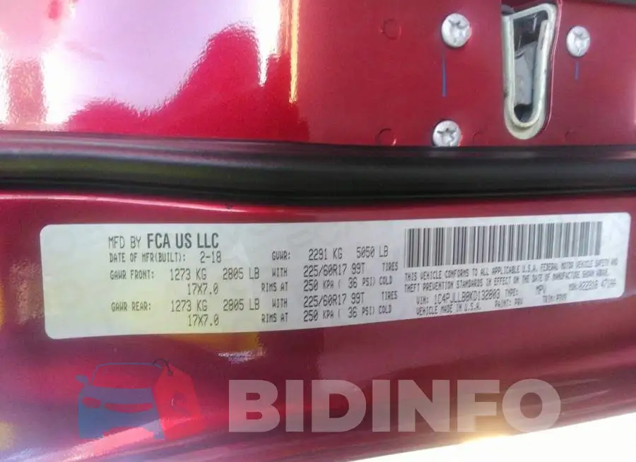 1C4PJLLB8KD132803 Photo# 9