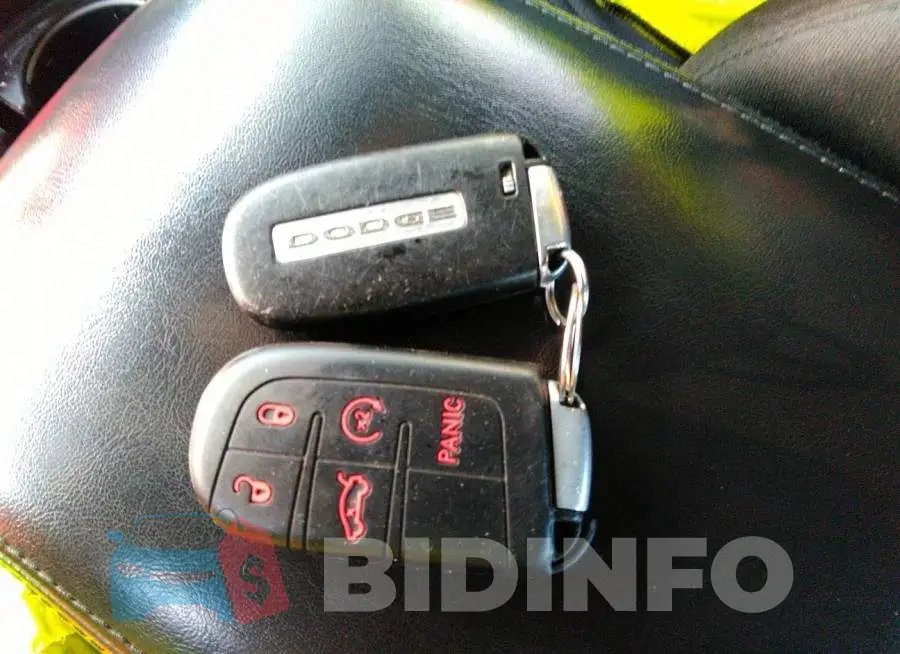 2C3CDXCT2EH135326 Photo# 11