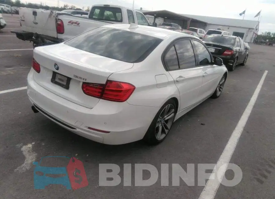 WBA3A5C57EF606136 Photo# 4
