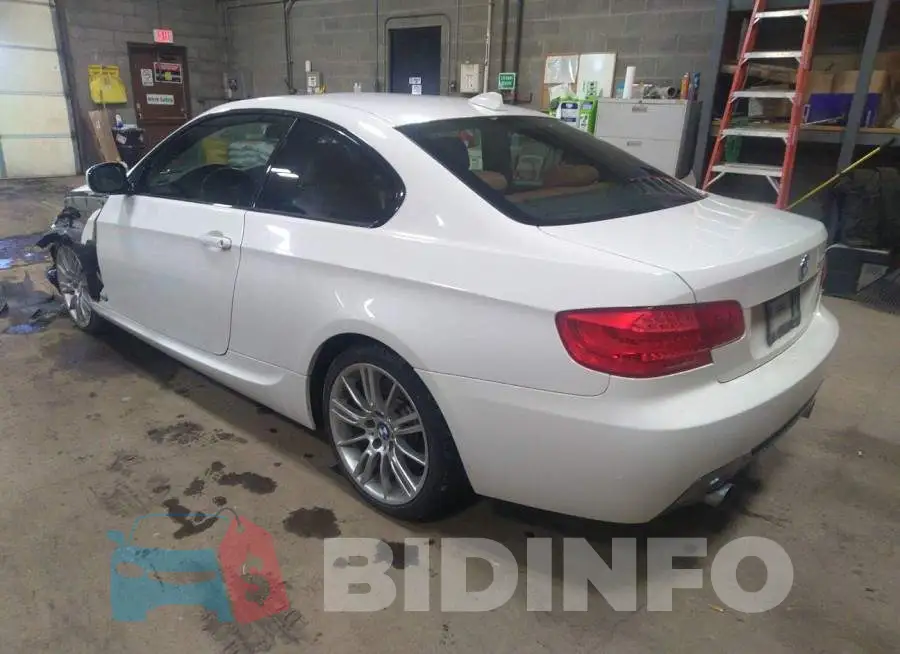 WBAKF9C55DE859867 Photo# 3