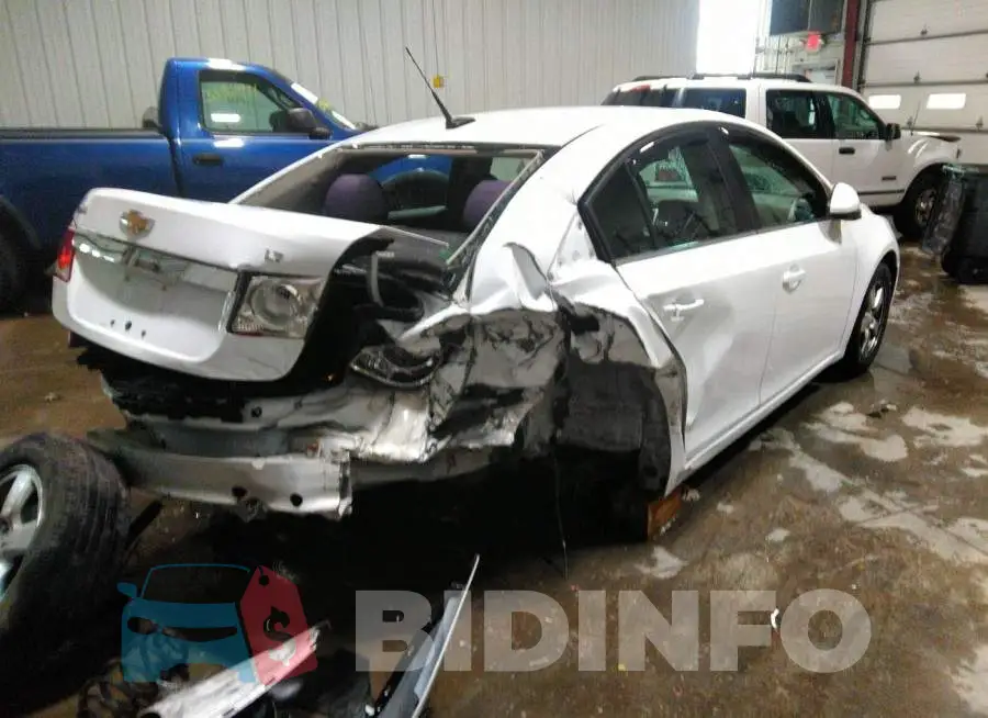 1G1PC5SB3D7219400 Photo# 4