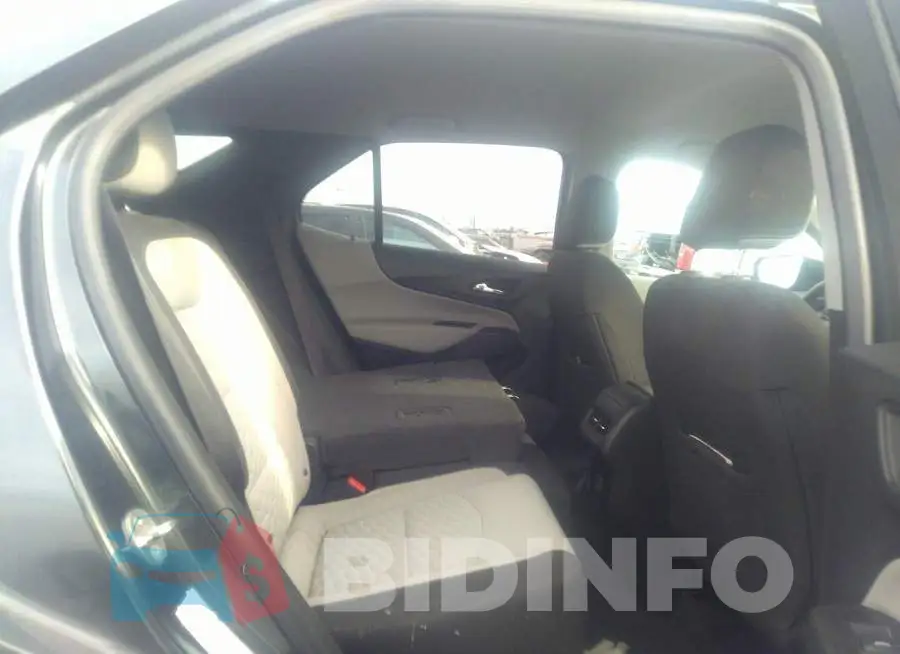 2GNAXUEV7L6109487 Photo# 8