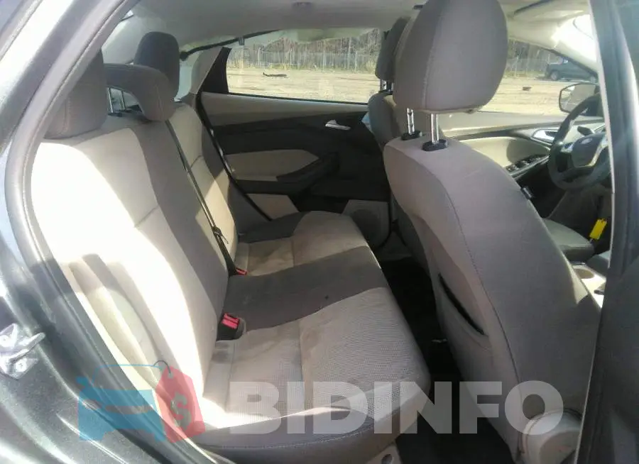 1FADP3F27EL367111 Photo# 8