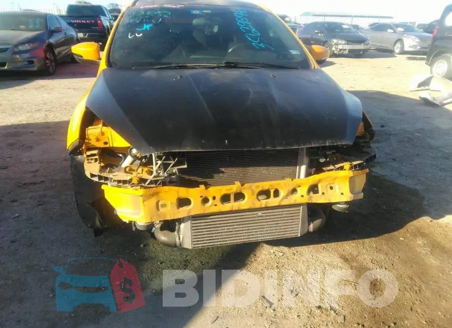 1FADP3L90FL274756 Photo# 5