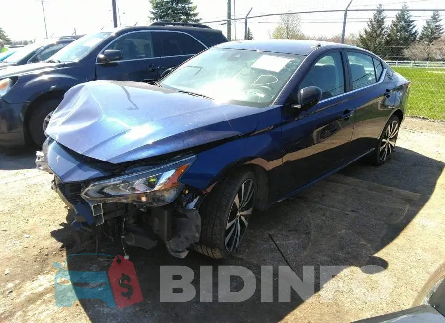 1N4BL4CV2MN315086 Photo# 2