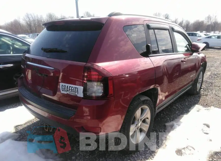1C4NJDEB8HD177713 Photo# 4