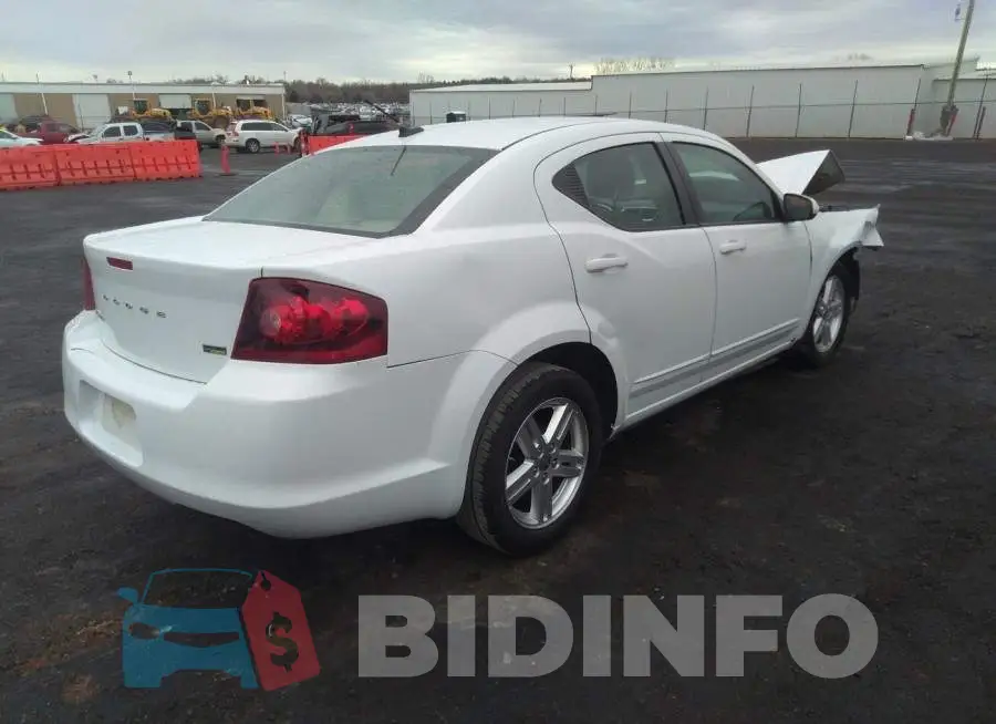 1C3CDZCG8DN663697 Photo# 4