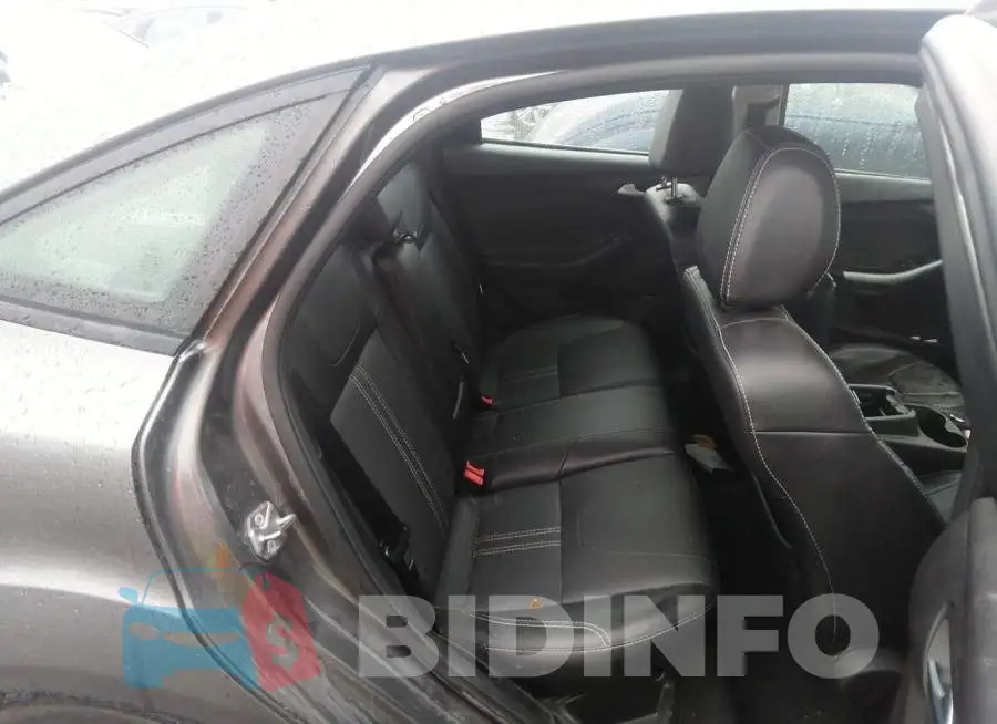 1FADP3F21EL243884 Photo# 8
