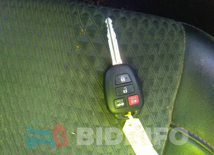 4T1BF1FK2FU992273 Photo# 11
