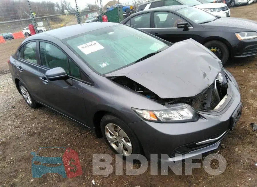 19XFB2F53EE051784 Photo# 1