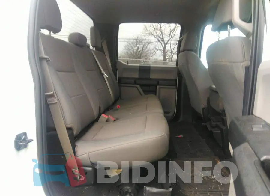 1FT7W2BT6KEF37882 Photo# 8