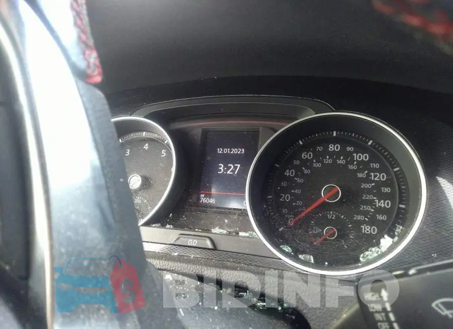 3VW5T7AU4HM076043 Photo# 7