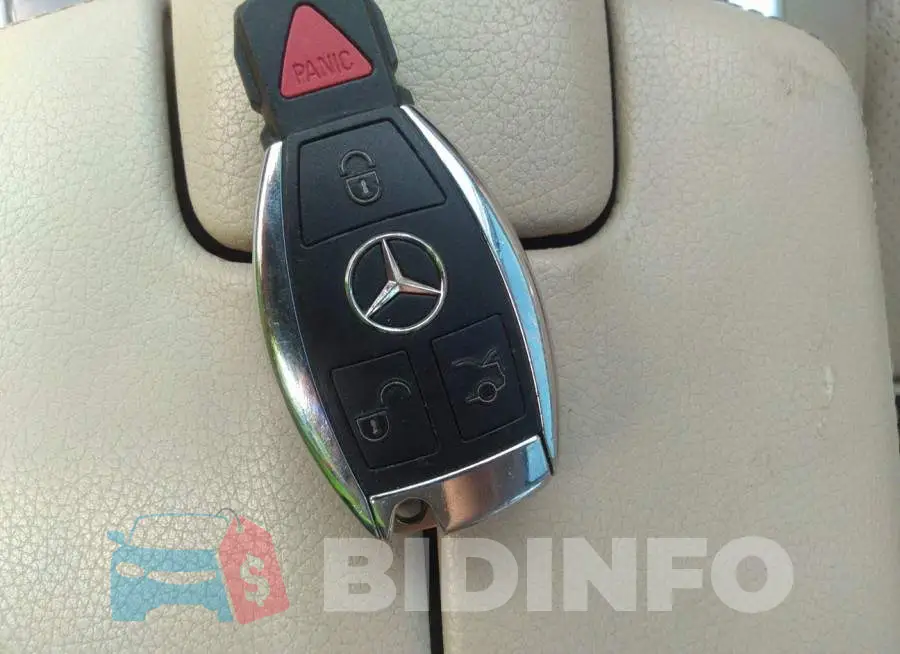 WDDHF8JB5FB117415 Photo# 11