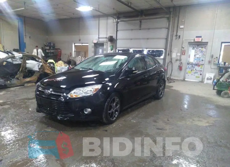 1FADP3F23EL330847 Photo# 2