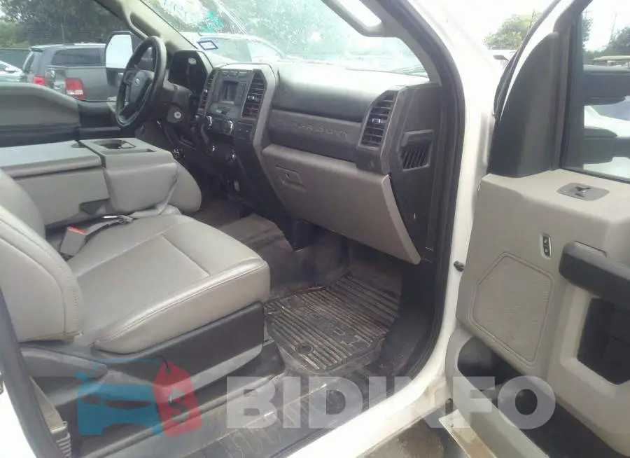 1FT7W2B68KED84741 Photo# 5