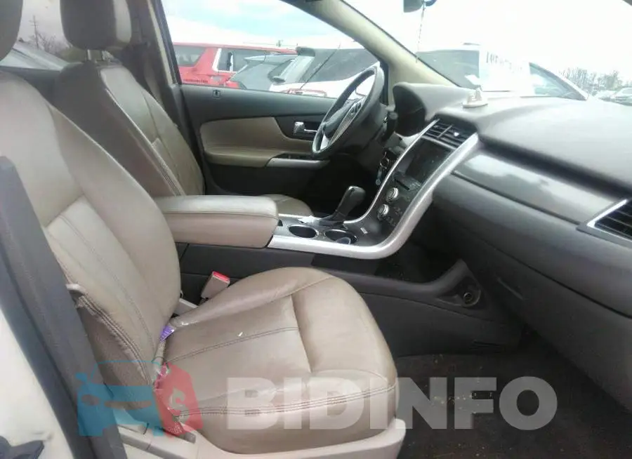 2FMDK3JCXDBB51921 Photo# 5