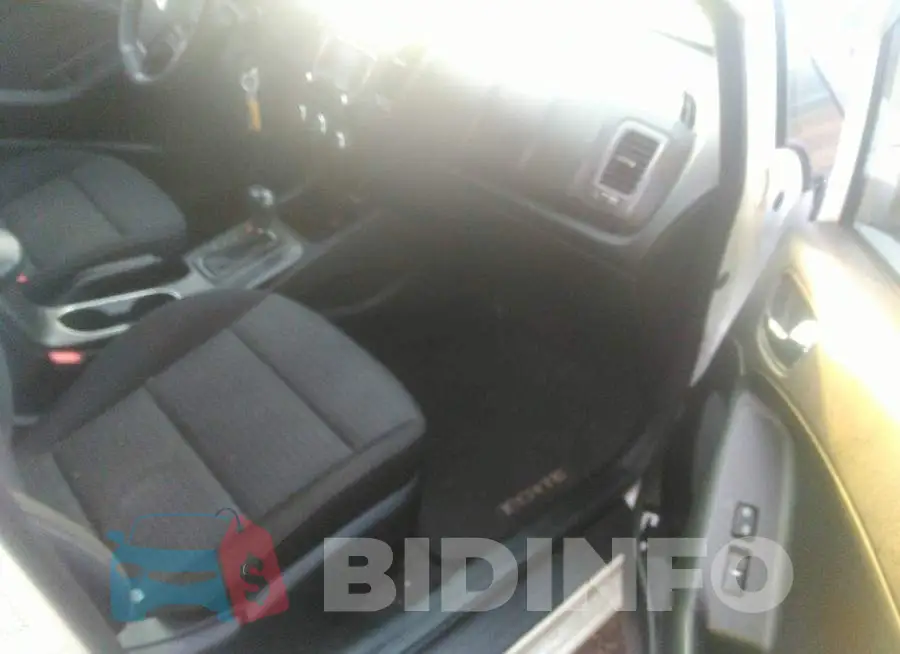 KNAFX4A6XG5498024 Photo# 5