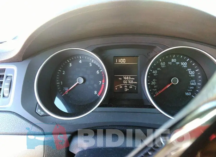 3VW2B7AJ2HM335687 Photo# 7