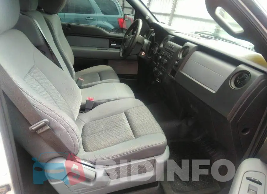 1FTMF1CF2DFC92680 Photo# 8