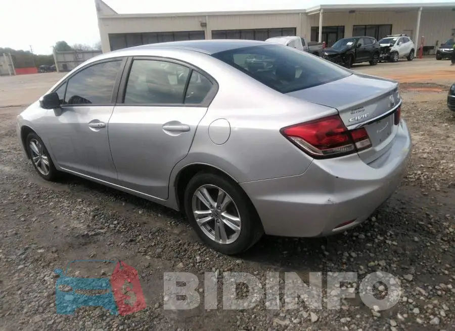 19XFB2F80FE052354 Photo# 3