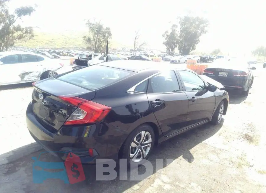 2HGFC2F57GH558774 Photo# 4