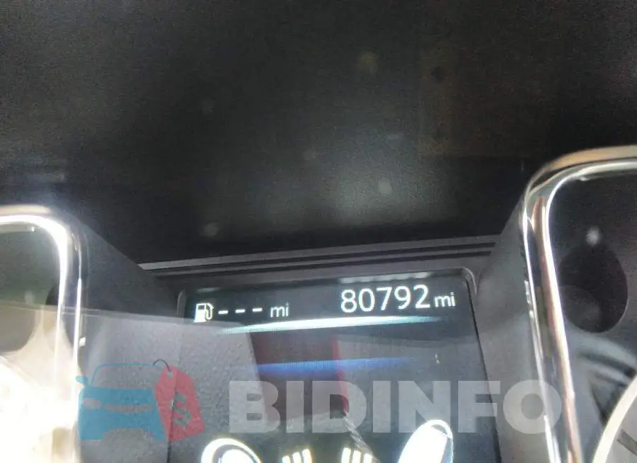 1N6AA1E50JN543684 Photo# 7