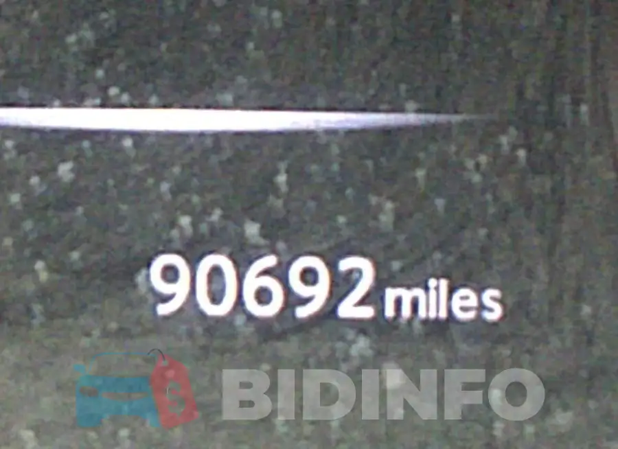 JN1BJ1CP8HW023039 Photo# 7
