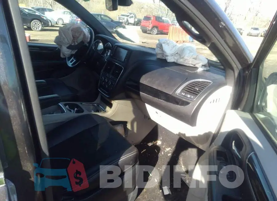 2C4RDGCGXKR774245 Photo# 5