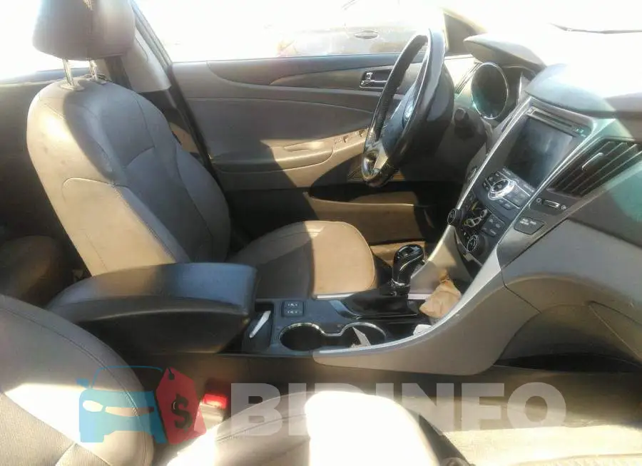 KMHEC4A44EA111718 Photo# 5