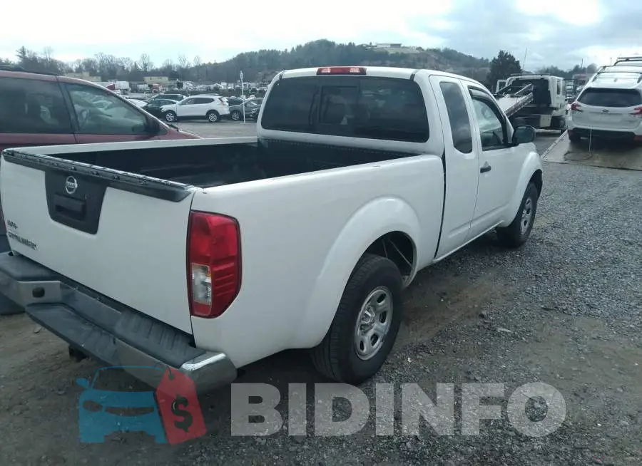 1N6BD0CT4GN715862 Photo# 4