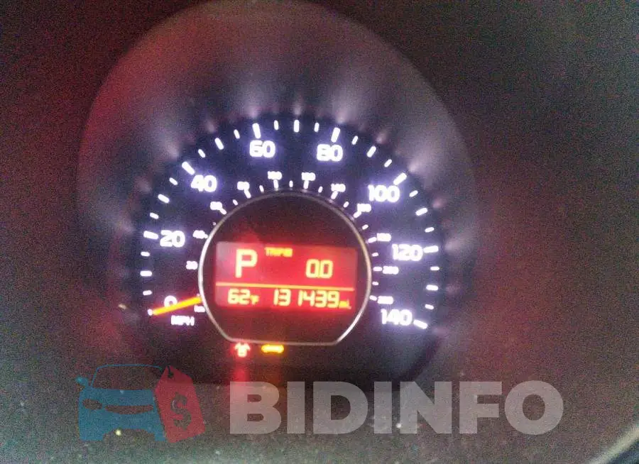 KNDJN2A22F7190028 Photo# 7