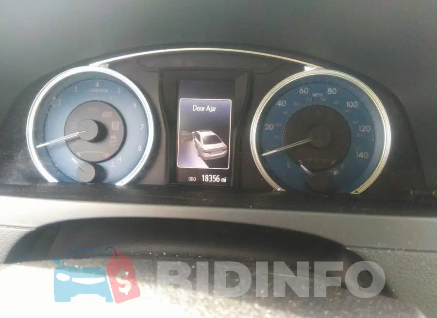 4T1BF1FK1HU663132 Photo# 7