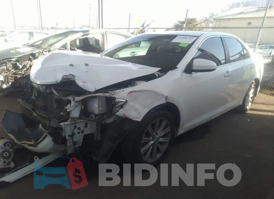 4T4BF1FK8DR310838 Photo# 2