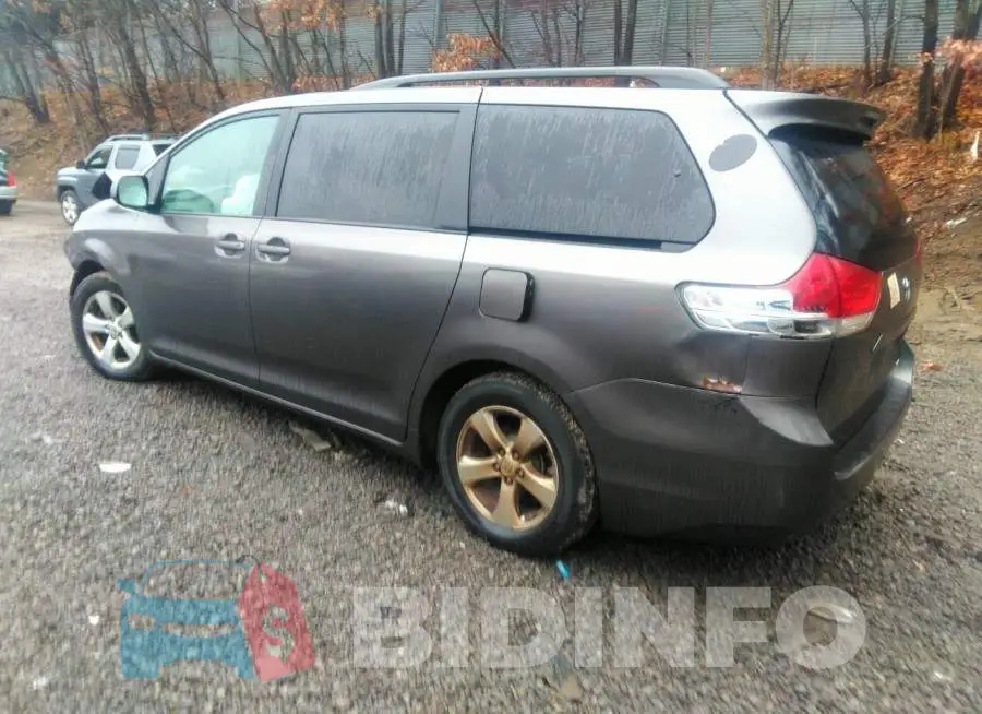 5TDKK3DC8DS373752 Photo# 3