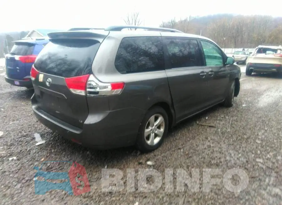 5TDKK3DC8DS373752 Photo# 4