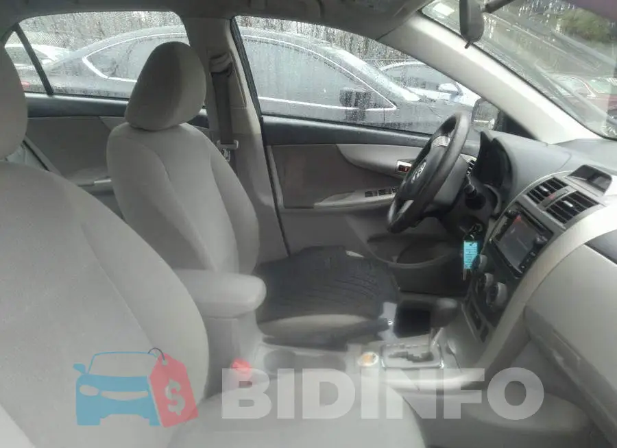 5YFBU4EEXDP179698 Photo# 5