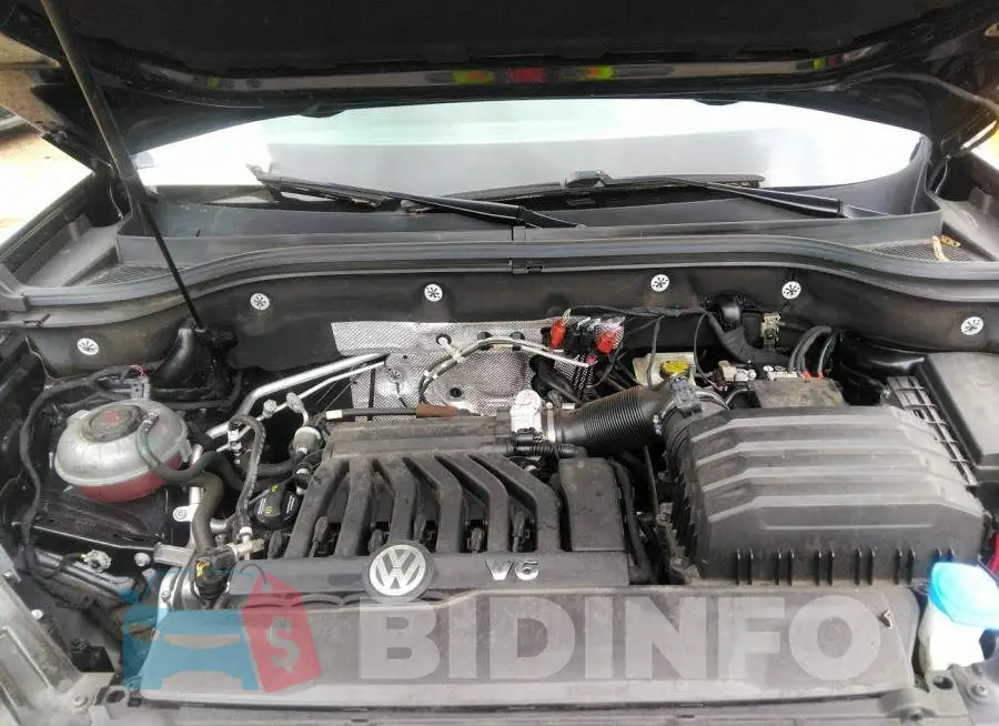1V2MR2CA3KC618629 Photo# 10