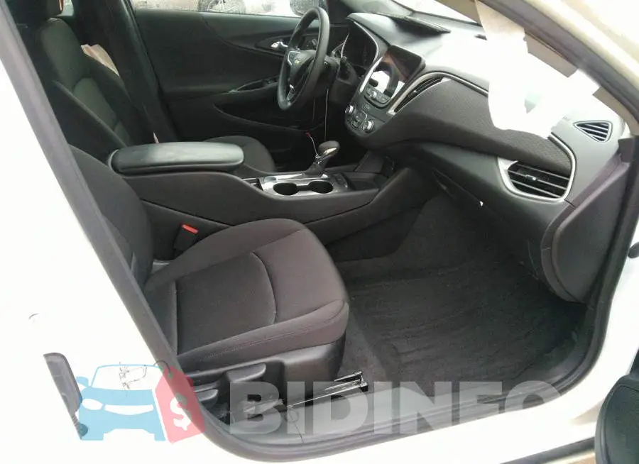 1G1ZB5ST3MF045225 Photo# 5