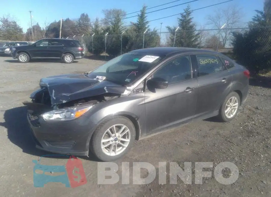1FADP3FE2JL309086 Photo# 2