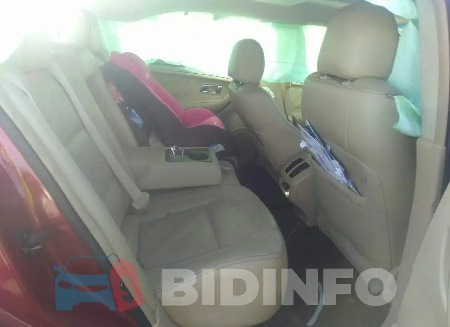 1FAHP2E82FG123734 Photo# 8