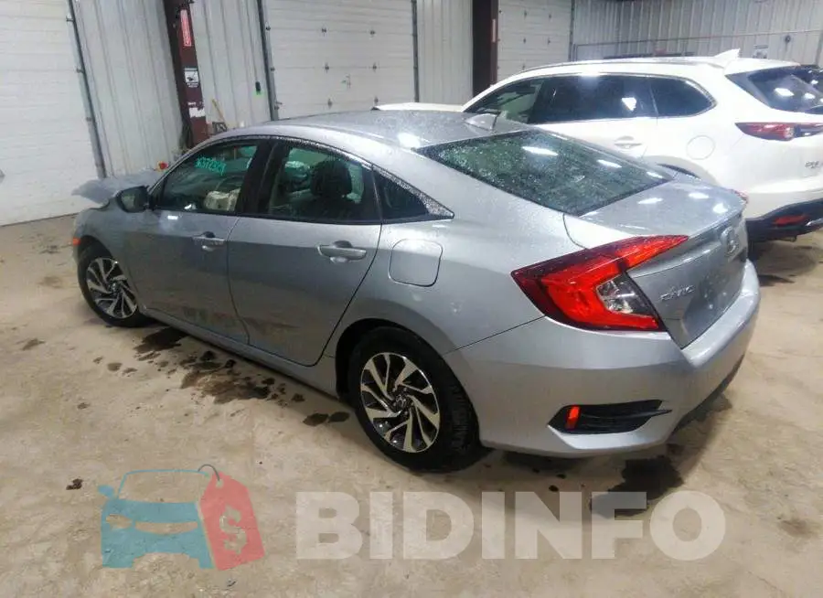 19XFC2F77HE213628 Photo# 3