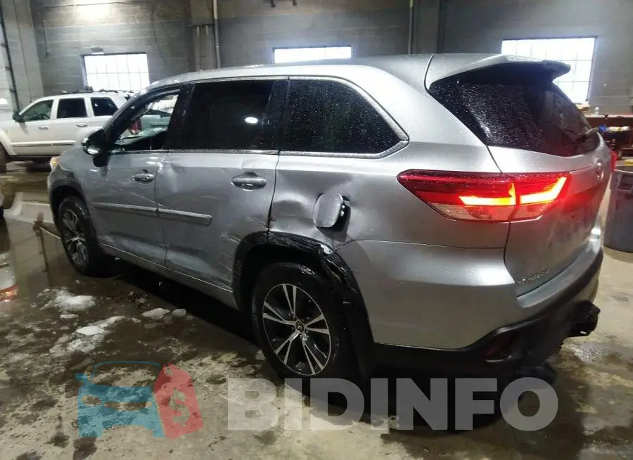 5TDBZRFH9JS896913 Photo# 3