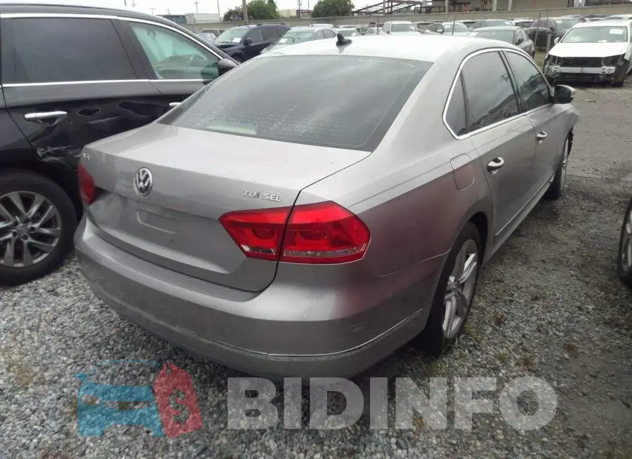 1VWCN7A32DC087918 Photo# 4
