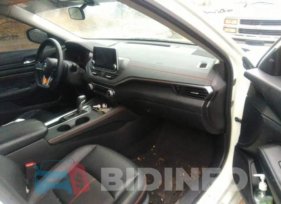 1N4BL4CV3LC179092 Photo# 5