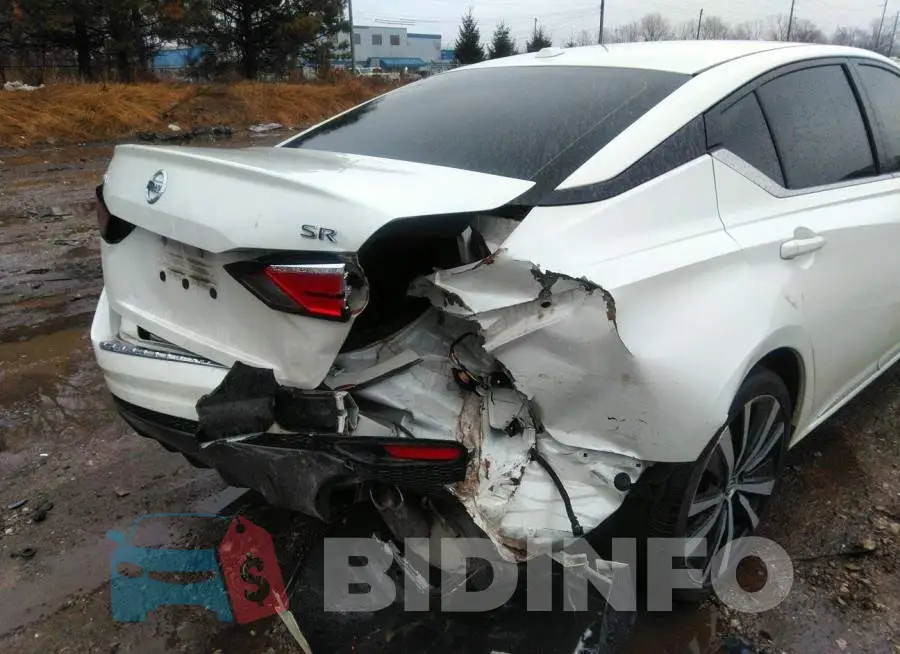 1N4BL4CV3LC179092 Photo# 6