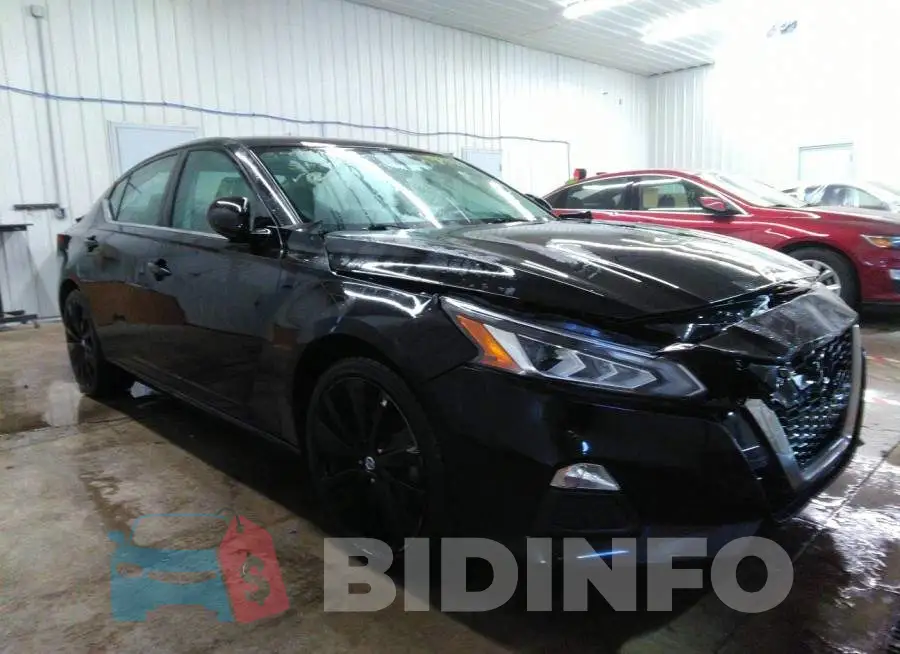 1N4BL4CV5KC145377 Photo# 1