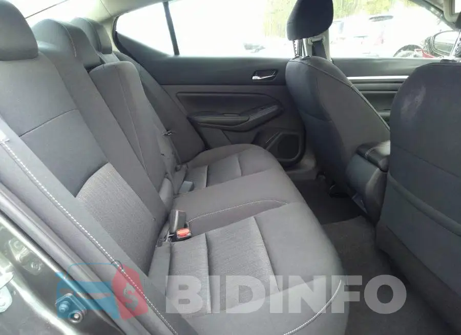 1N4BL4DVXNN327535 Photo# 8